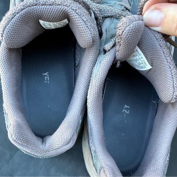 Adidas Yeezy Ortholite Men\'s Size 11 1/2 Gray/Black APE 779001 06/21